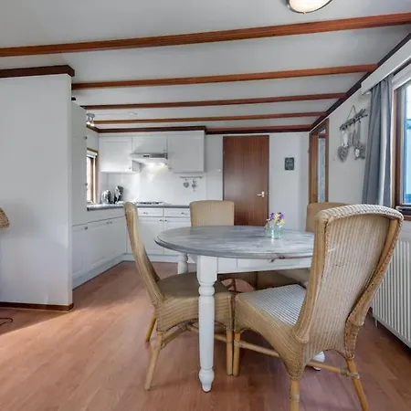 Het Zeepaardje Aan Zee Chalé